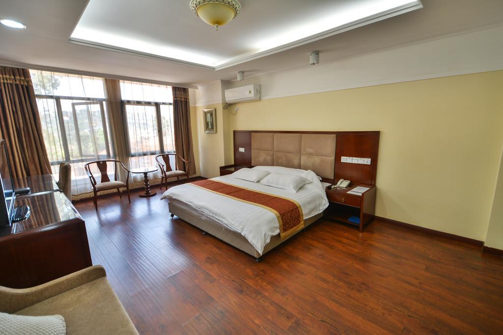 Arirang Hotel Kampala Exterior foto