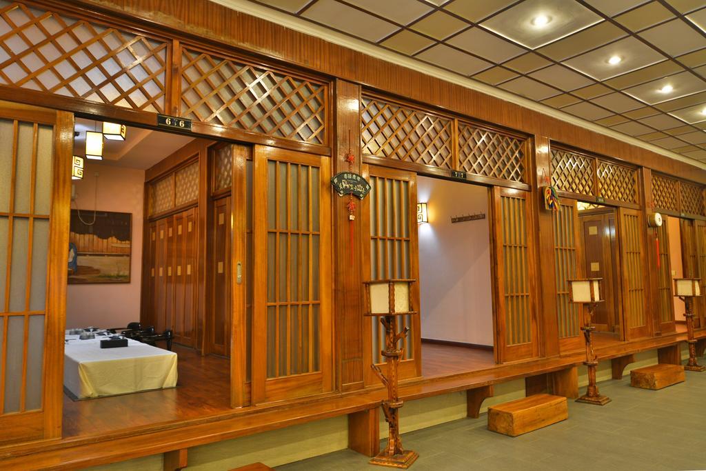 Arirang Hotel Kampala Exterior foto
