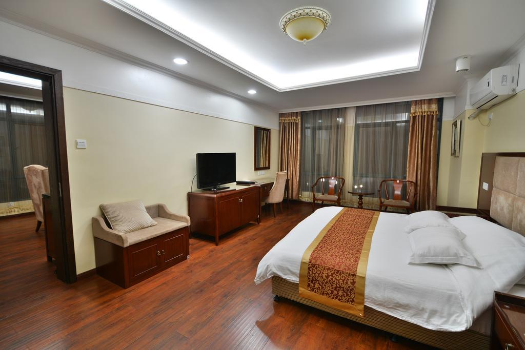 Arirang Hotel Kampala Exterior foto